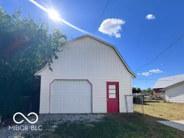 Farmersburg, IN 47850,212 E Hopewell ST