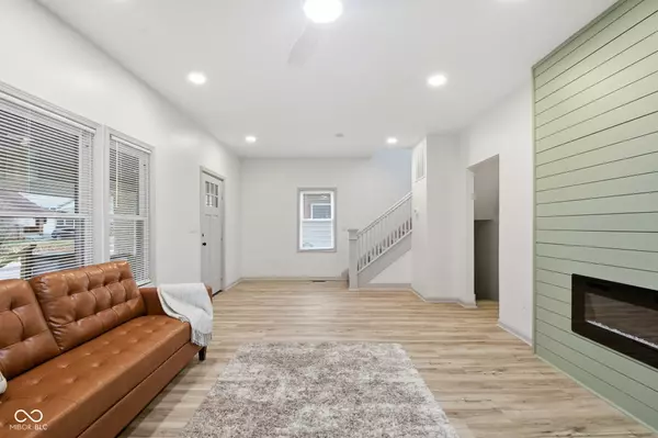 Indianapolis, IN 46201,133 S Gladstone AVE