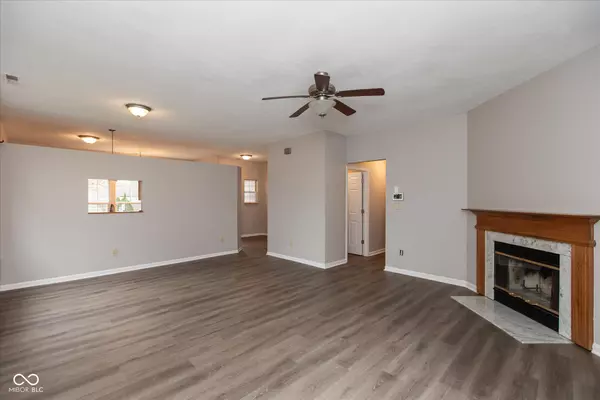 Indianapolis, IN 46203,5736 Victory DR