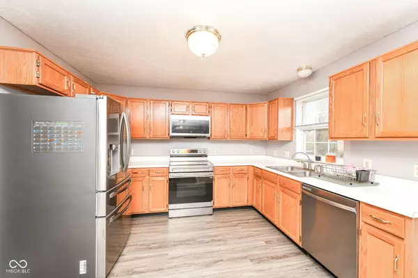 Indianapolis, IN 46214,7426 Red Bluff DR