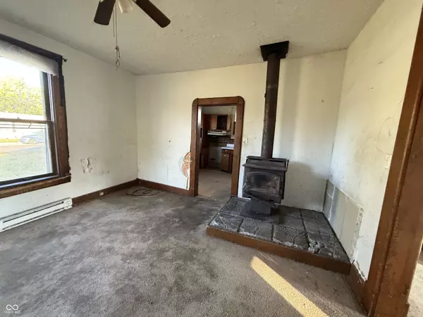 Gas City, IN 46933,303 E South H ST