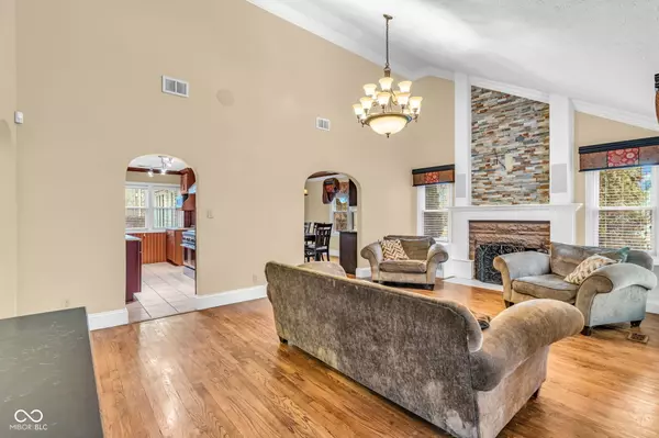 Homecroft, IN 46227,1101 Southview DR