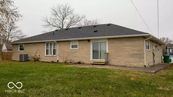 New Castle, IN 47362,2706 Maple DR