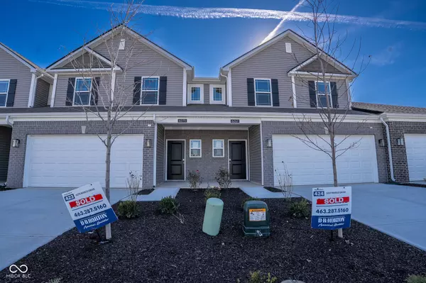 6267 Wasco DR, Whitestown, IN 46075