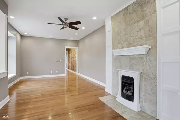 Indianapolis, IN 46202,1526 Carrollton AVE