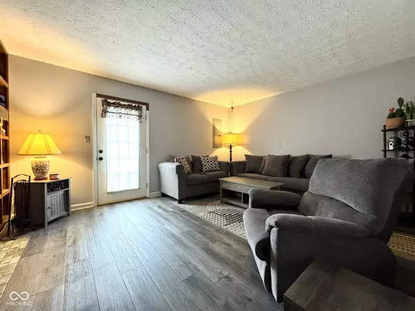 Indianapolis, IN 46217,7445 Melanie LN