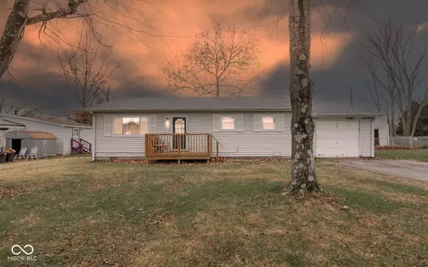 320 New York ST, Austin, IN 47102