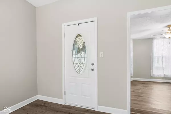 Elwood, IN 46036,1325 S K ST