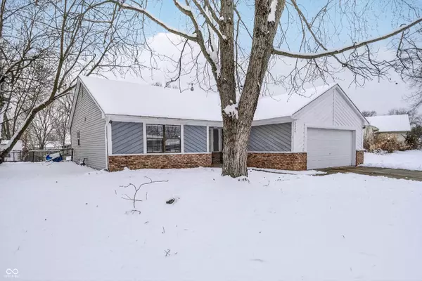 Indianapolis, IN 46235,3334 Cherry Lake RD