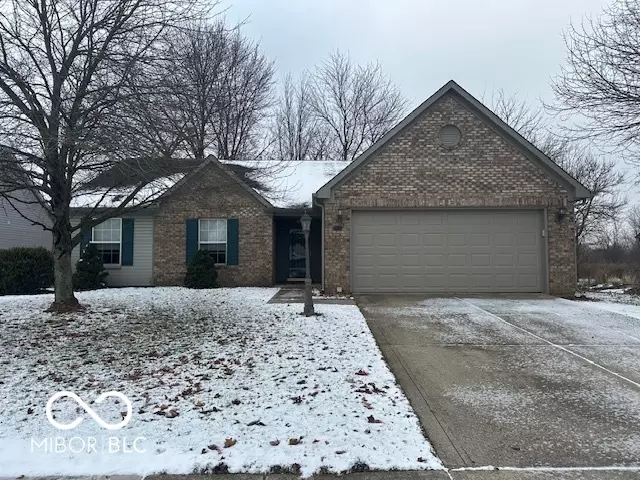 Avon, IN 46123,7737 Gold Coin DR