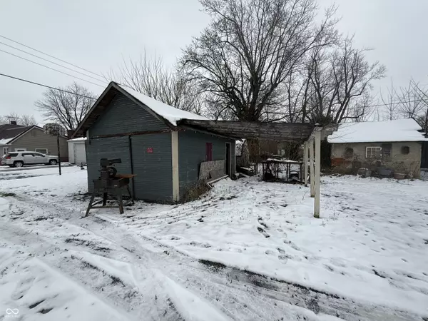 Coatesville, IN 46121,7987 Underwood ST