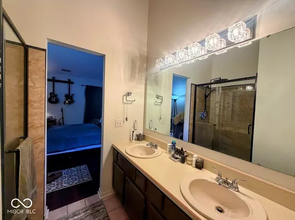 Indianapolis, IN 46214,7618 Trophy Club DR S