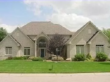 8757 OTTER COVE CRK, Indianapolis, IN 46236