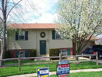 410 Springdale CT, Whiteland, IN 46184