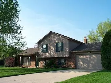 9002 DEER RUN, Indianapolis, IN 46256