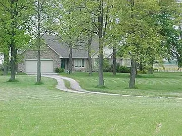 10910 W Us 40, Charlottesville, IN 46117