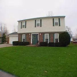 1820 Park Valley, Columbus, IN 47203