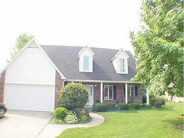 3841 ORIOLE DRIVE, Columbus, IN 47203