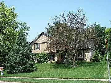 Carmel, IN 46033,10716 E LAKESHORE DR