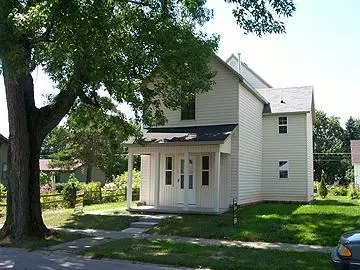 408 N 12TH, Elwood, IN 46036