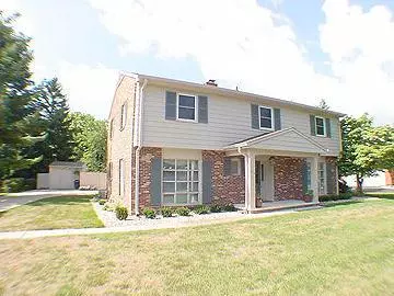 3394 WOODLAND PARKWAY, Columbus, IN 47203