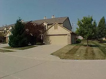 9162 SEA OATS DR #9162, Indianapolis, IN 46250