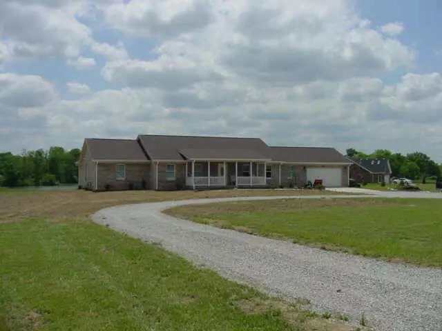 1 STATE ROAD 135, Trafalgar, IN 46181