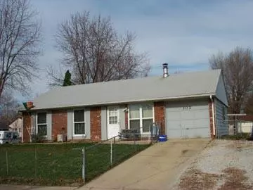 302 Oakden DR, New Whiteland, IN 46184