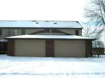 6469 Bay Harbor LN, Indianapolis, IN 46254