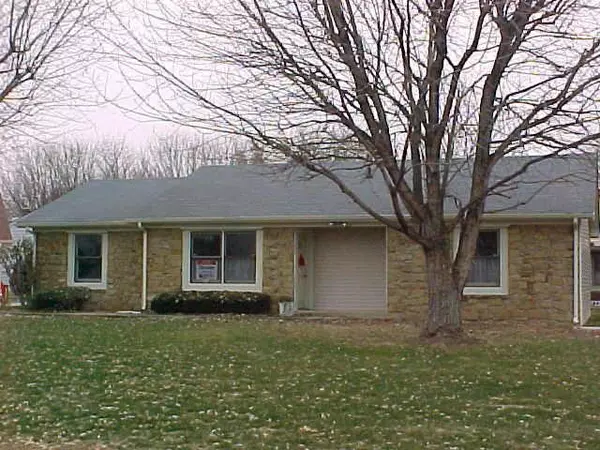 2835 Saddlebarn E DR, Indianapolis, IN 46214