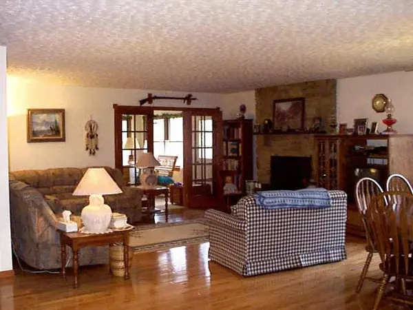 Nashville, IN 47448,5229 Bean Blossom RD