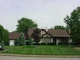 Indianapolis, IN 46256,6909 Kingswood DR