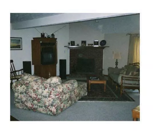 New Palestine, IN 46163,6856 Rockwood LN