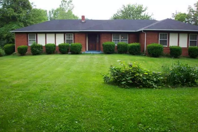 Indianapolis, IN 46256,8010 E 75th ST