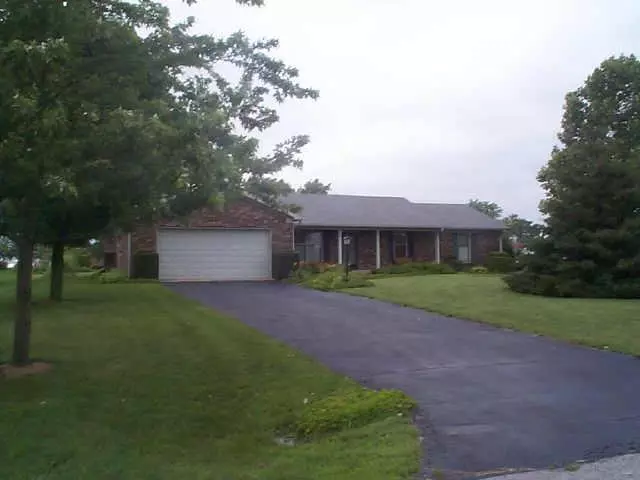 New Palestine, IN 46163,6914 W Brier Creek DR