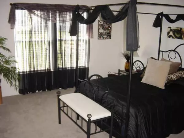 Mccordsville, IN 46055,6847 W Burlington DR