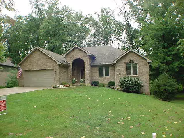 3020 Country Club CT, Martinsville, IN 46151