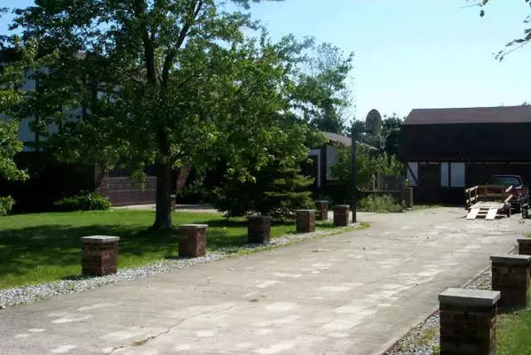 1451 W 500 North RD, Anderson, IN 46011