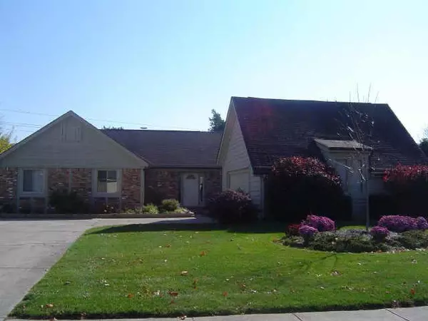 13039 WEMBLY CIR, Carmel, IN 46033