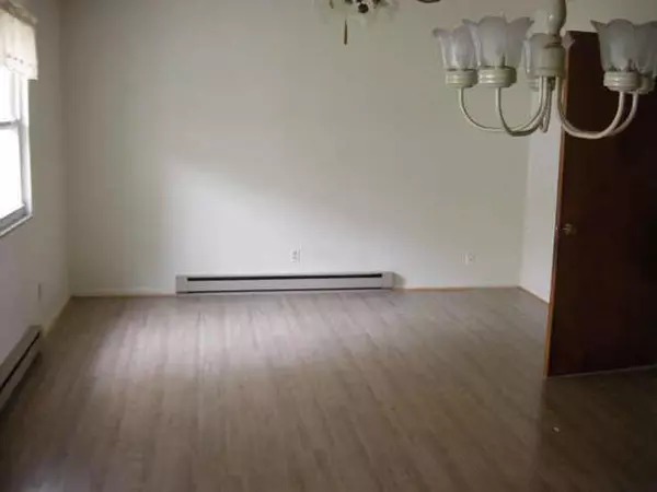 Fortville, IN 46040,619 Holiday DR