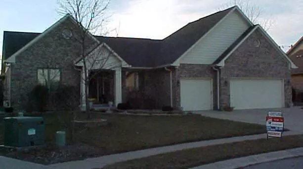 Indianapolis, IN 46237,4124 MOSS RIDGE LN