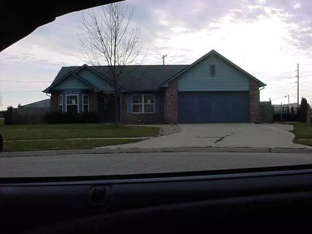 491 Westview PL, Bargersville, IN 46106
