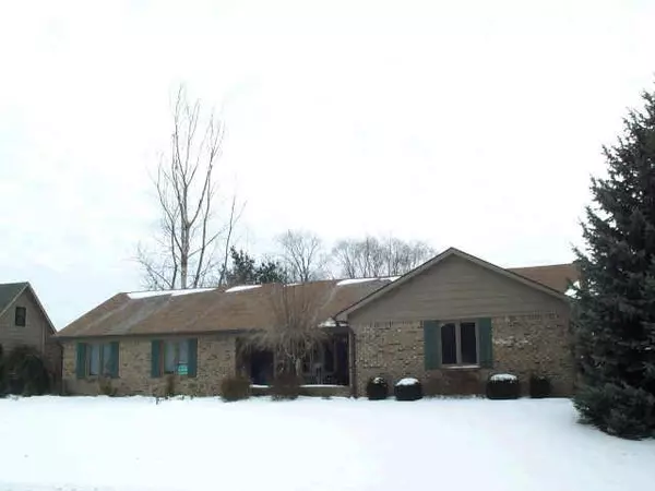 4991 HILLCREST CT, Avon, IN 46123