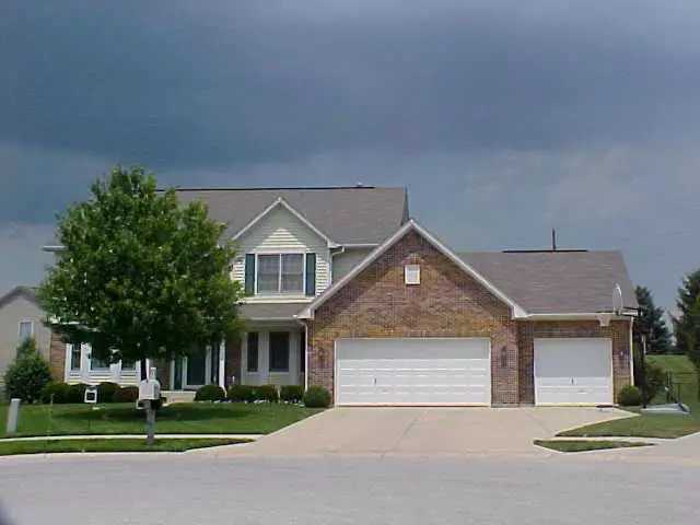 7960 RED SUNSET WAY, Avon, IN 46123