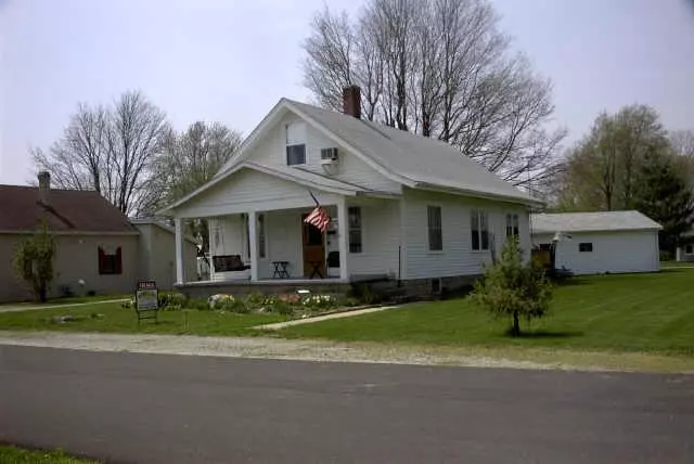 326 S B ST ST, Thorntown, IN 46071