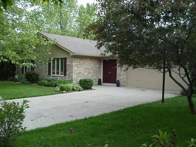 Indianapolis, IN 46256,8648 Fox Ridge LN