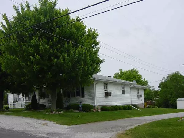 304 N West ST, Westport, IN 47283