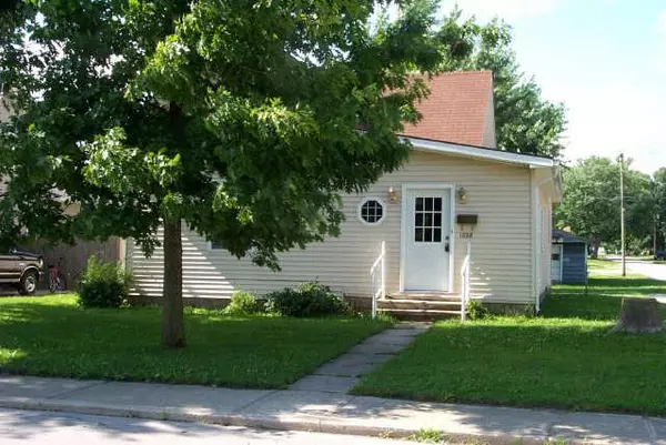 1228 S J ST, Elwood, IN 46036