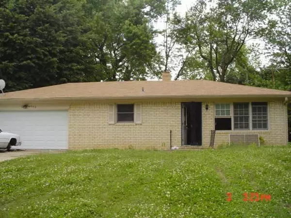 Greenwood, IN 46142,640 Lindenwood DR