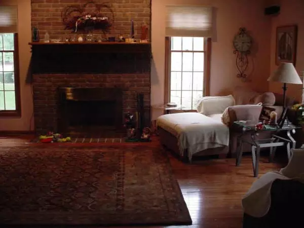 Greenwood, IN 46142,195 Lake DR